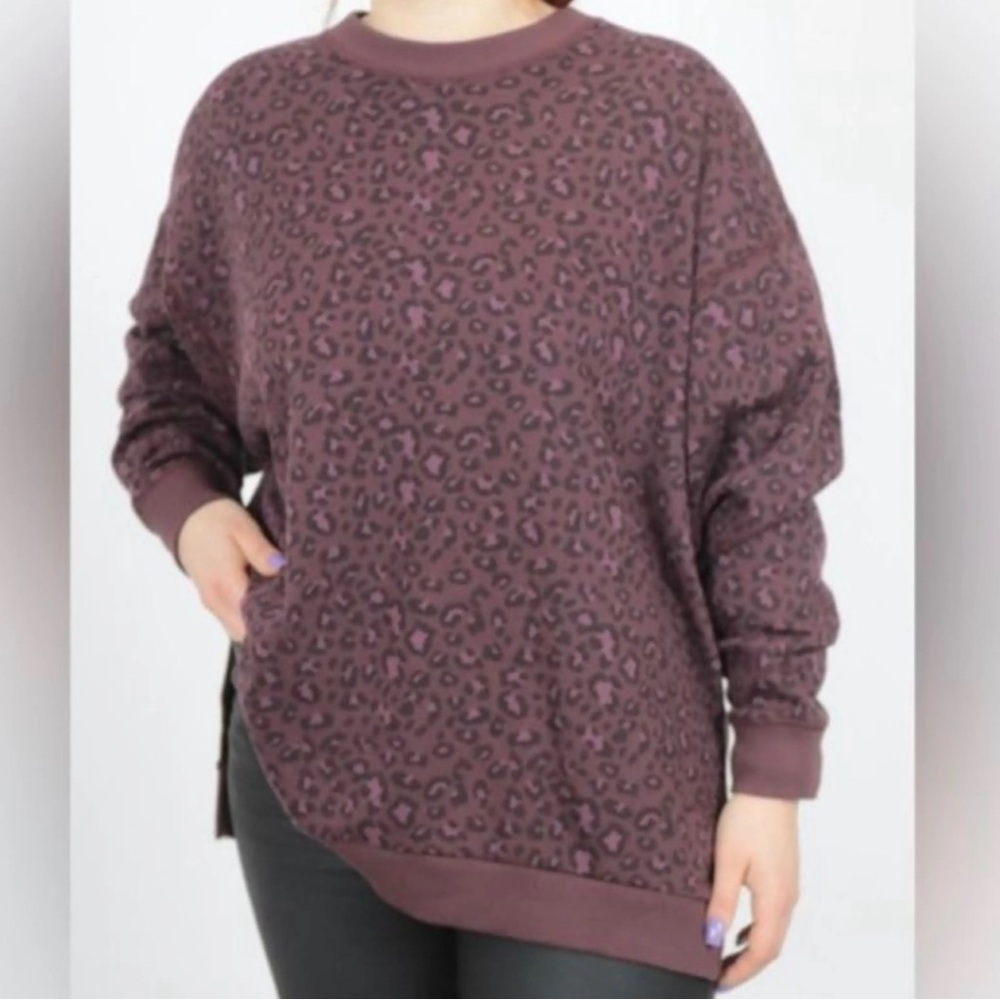 American Eagle purple cheetah print jegging fit sweatshirt